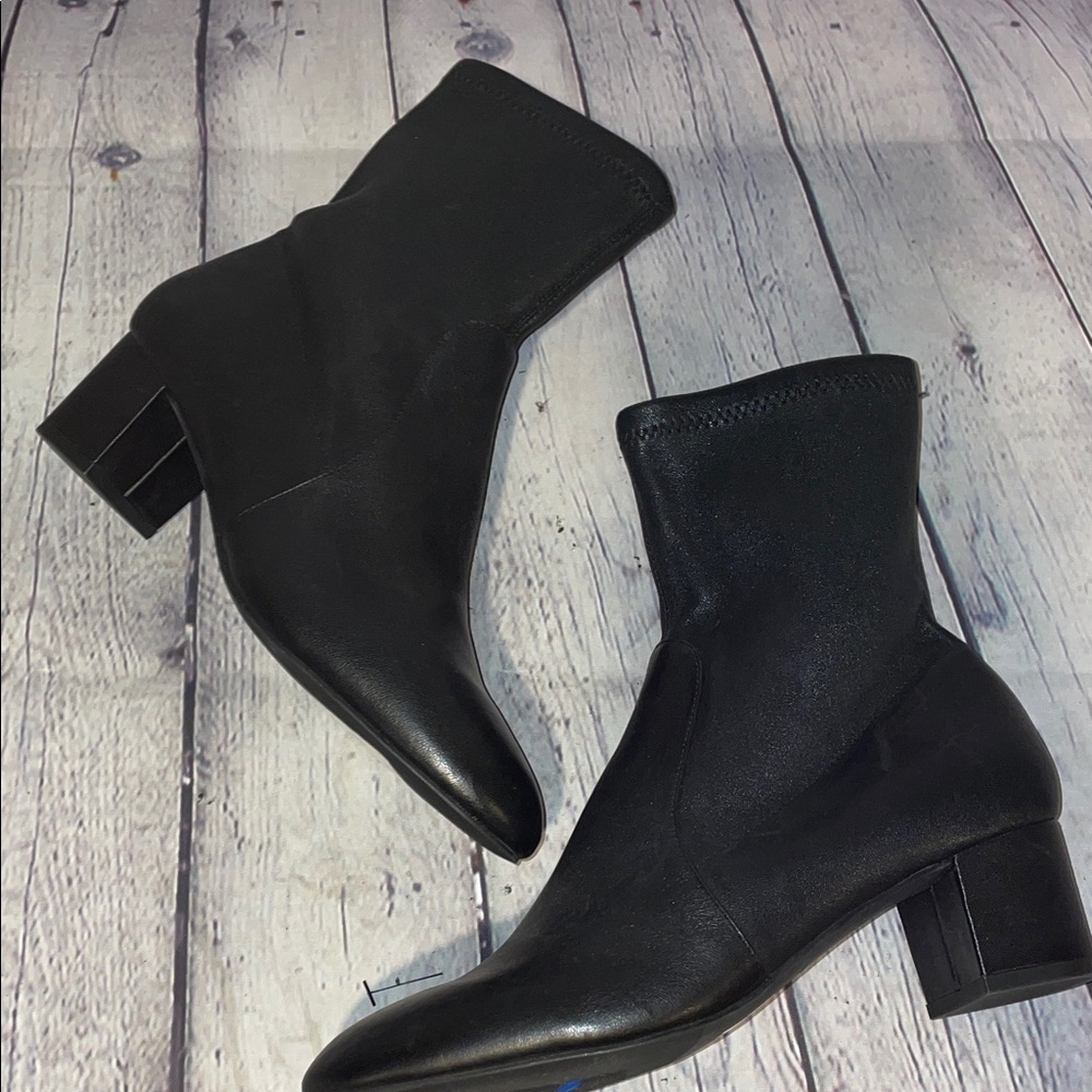 Stuart Weitzman Black Heeled Boots Size 8 Leather Designer Ankle/Booties - Picture 12 of 13
